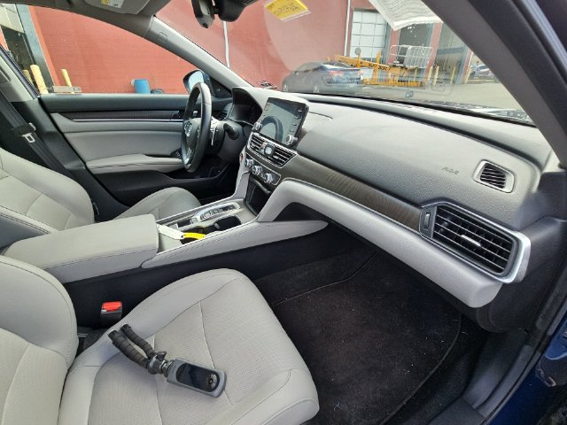 Used 2019 Honda Accord EX-L image 32