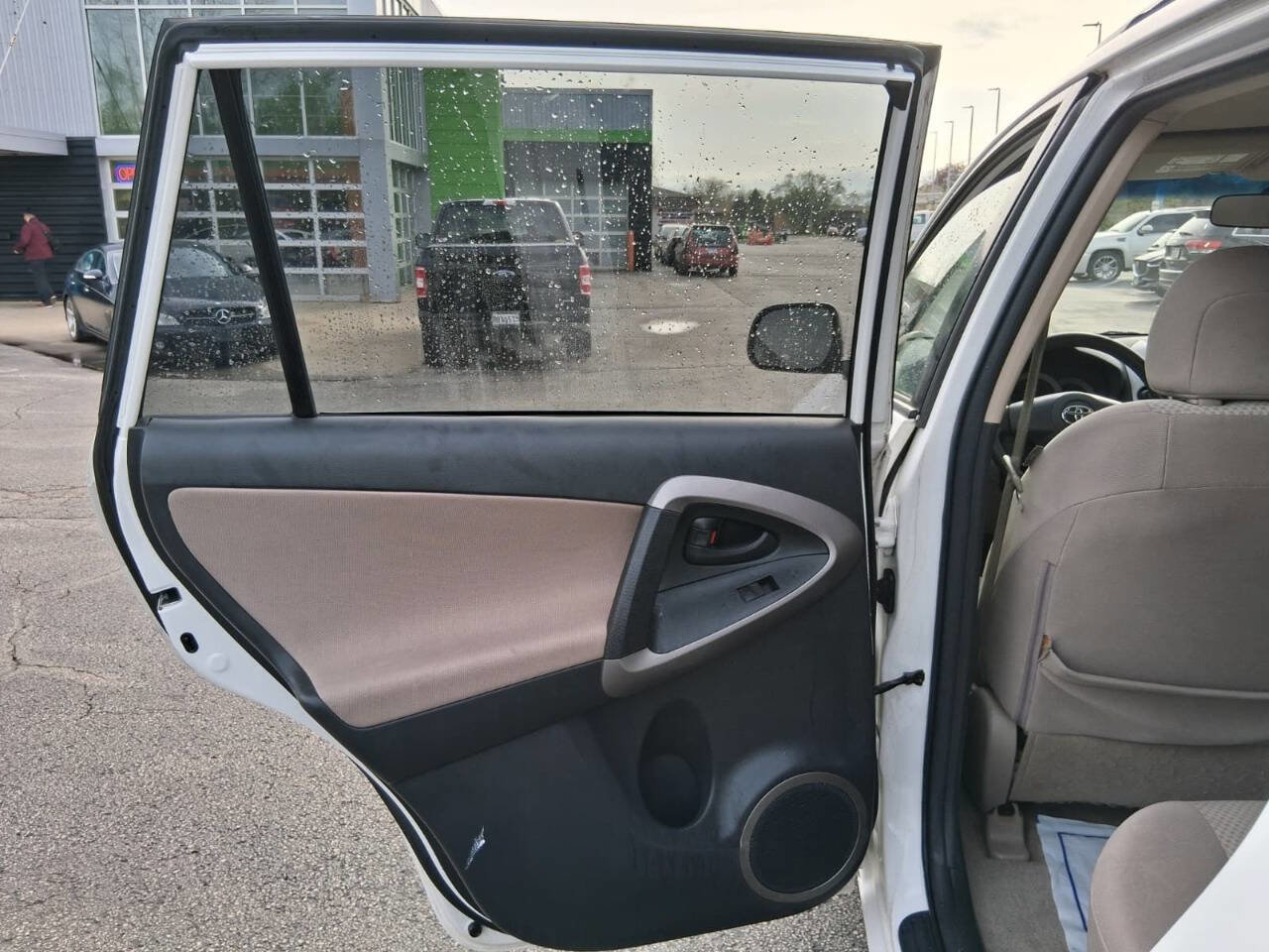 Used 2006 Toyota RAV4 2WD image 12