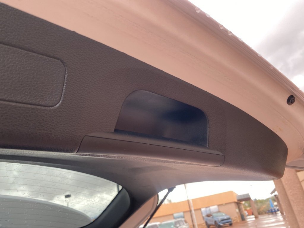 Used 2023 Kia Telluride LX image 13