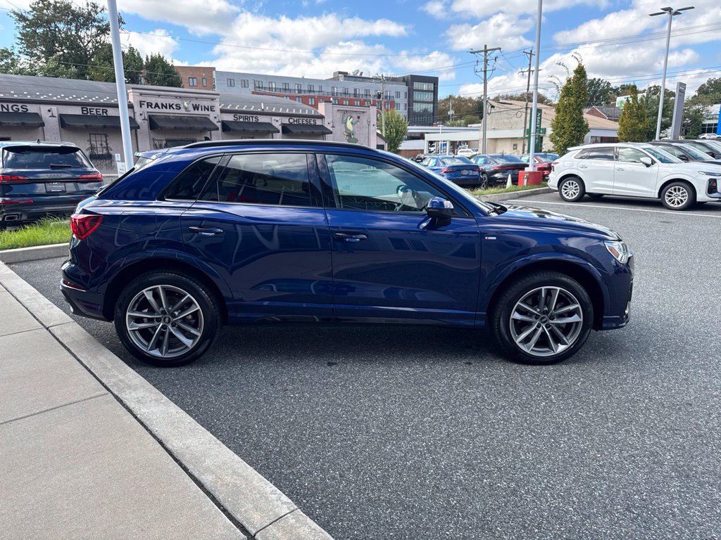 Used 2025 Audi Q3 2.0T Premium w/ Convenience Package AWD/4WD image 12