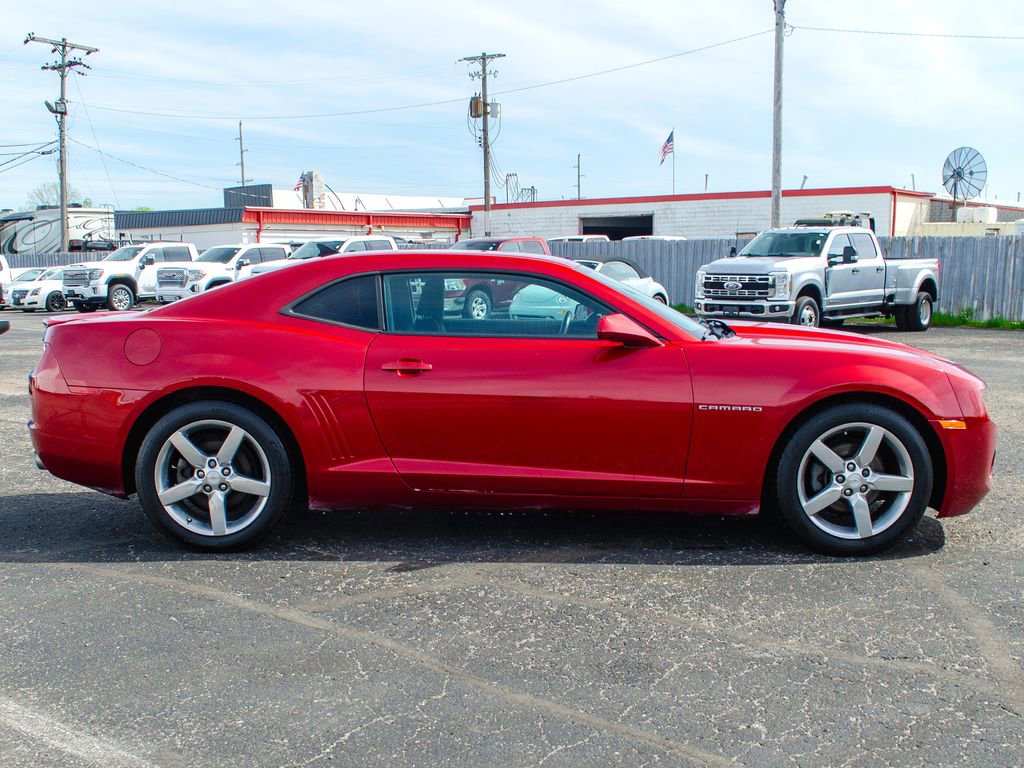 Used 2012 Chevrolet Camaro LT RWD image 3