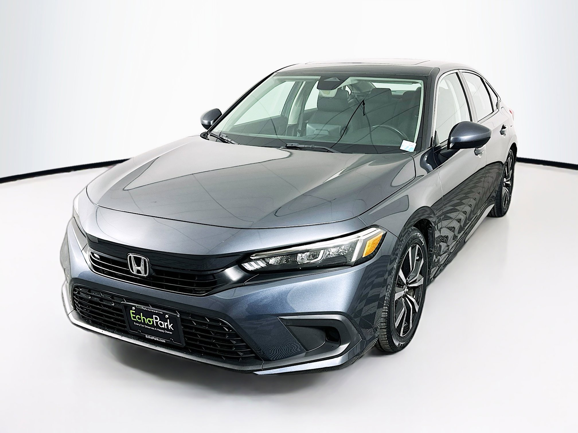 Used 2023 Honda Civic EX image 3