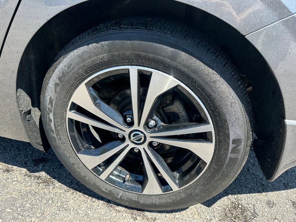 Used 2020 Nissan Sentra SV FWD image 18