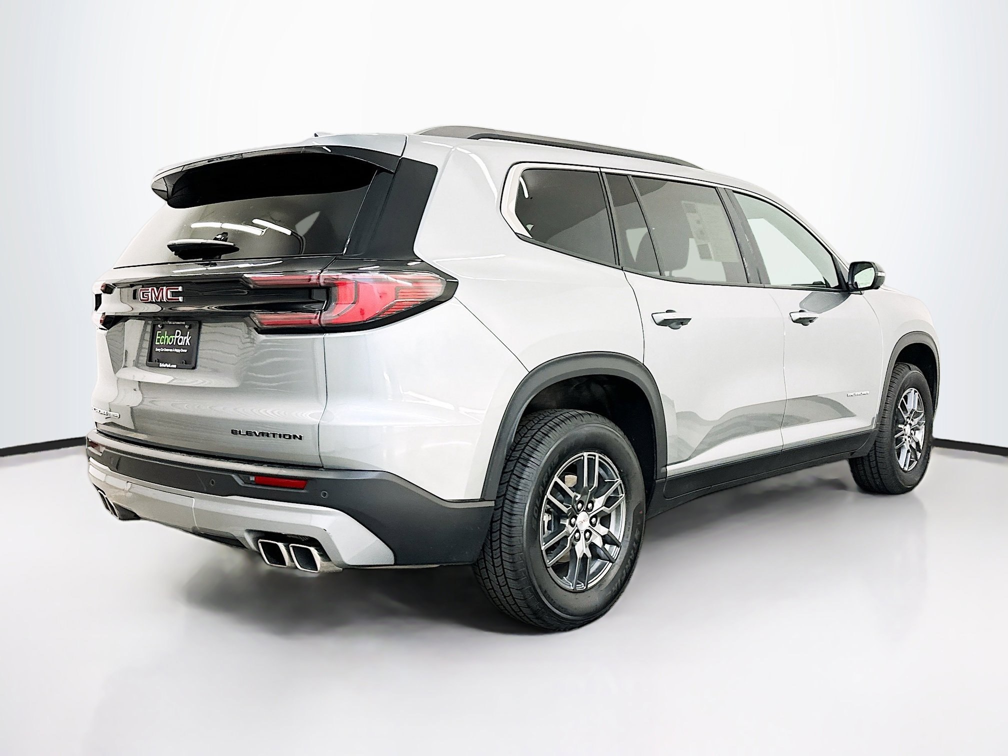 Used 2025 GMC Acadia Elevation image 9