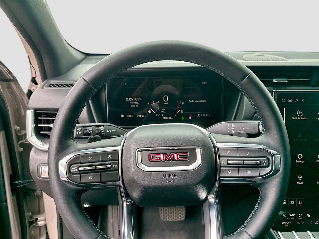 Used 2025 GMC Terrain Elevation w/ Elevation Premium Package AWD/4WD image 13
