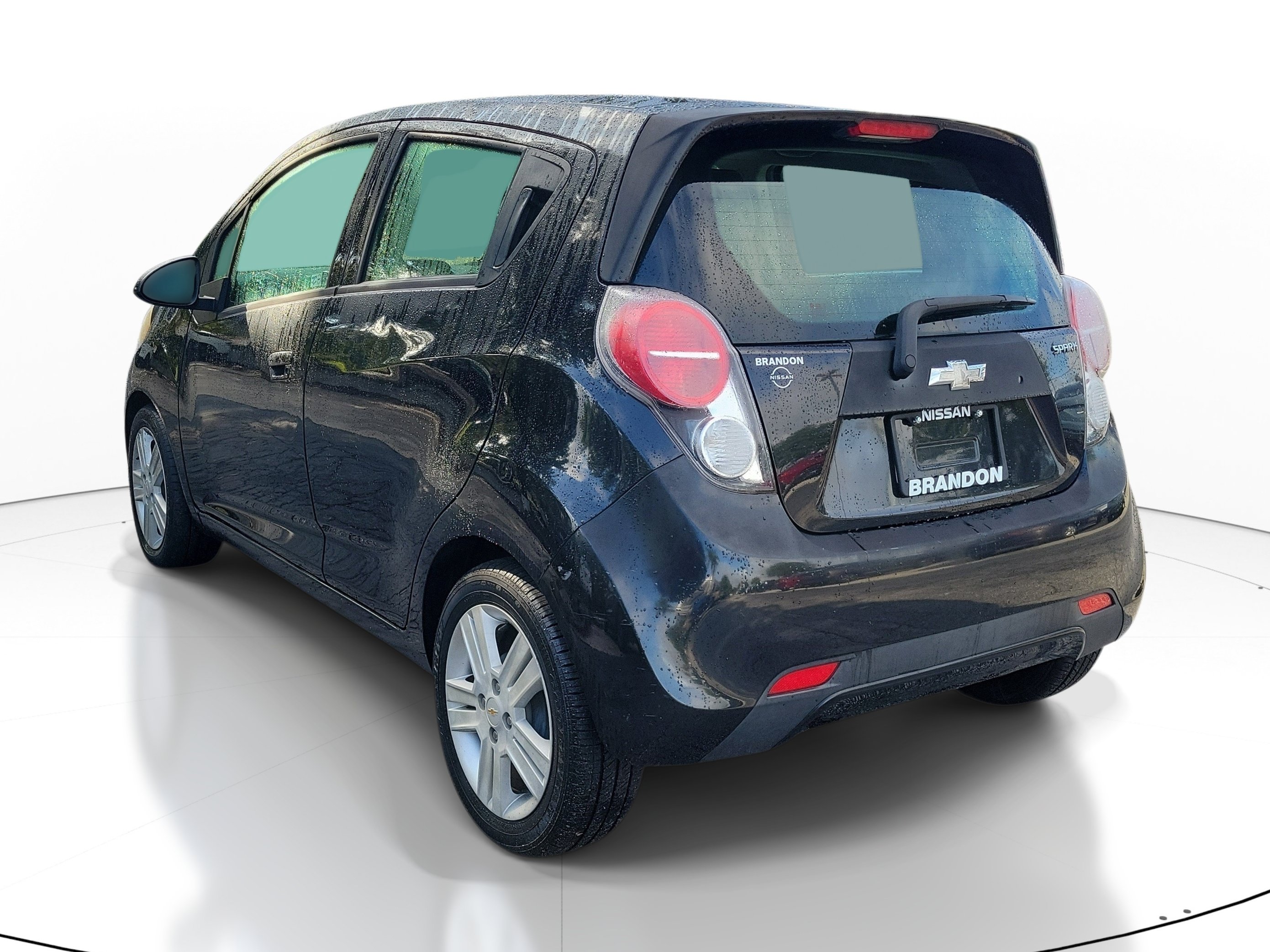 Used 2014 Chevrolet Spark LT FWD image 5