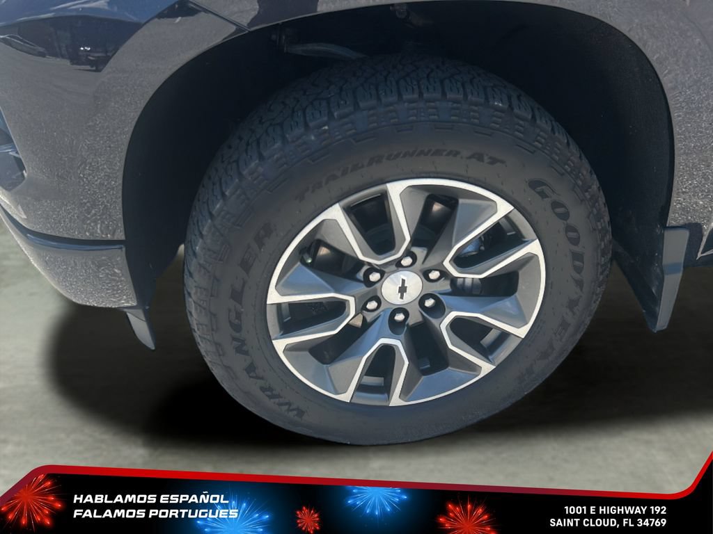 Used 2024 Chevrolet Silverado 1500 RST w/ Z71 Off-Road Package AWD/4WD image 29