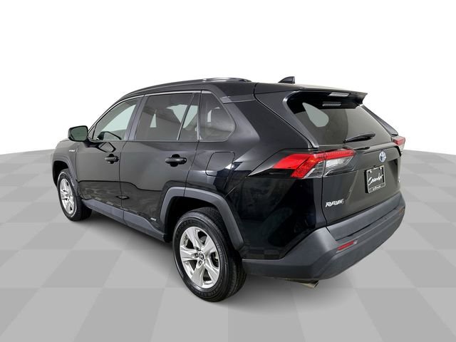 Used 2021 Toyota RAV4 LE AWD/4WD image 6