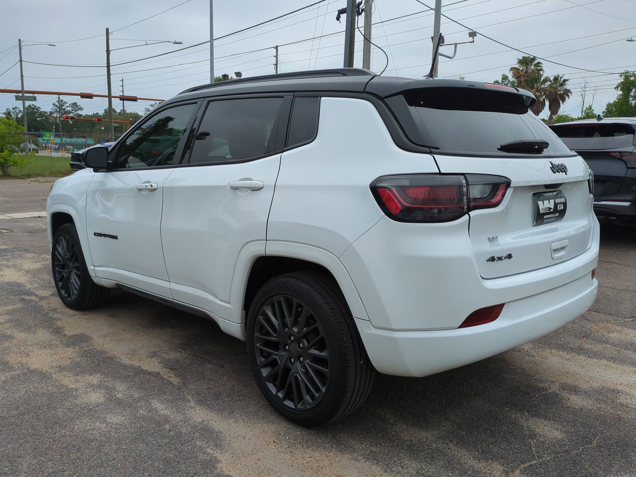 Used 2022 Jeep Compass High Altitude AWD/4WD image 7