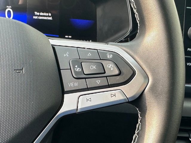 Certified 2023 Volkswagen Taos SE w/ Panoramic Sunroof Package image 39