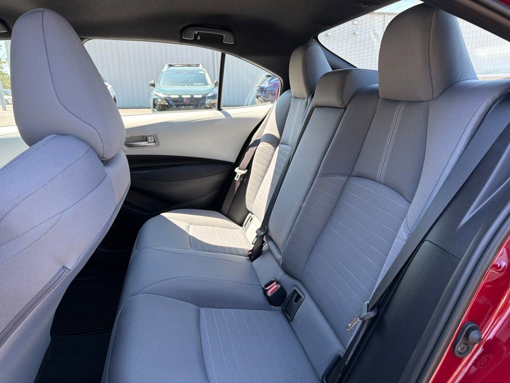 Used 2026 Toyota Corolla SE FWD image 19