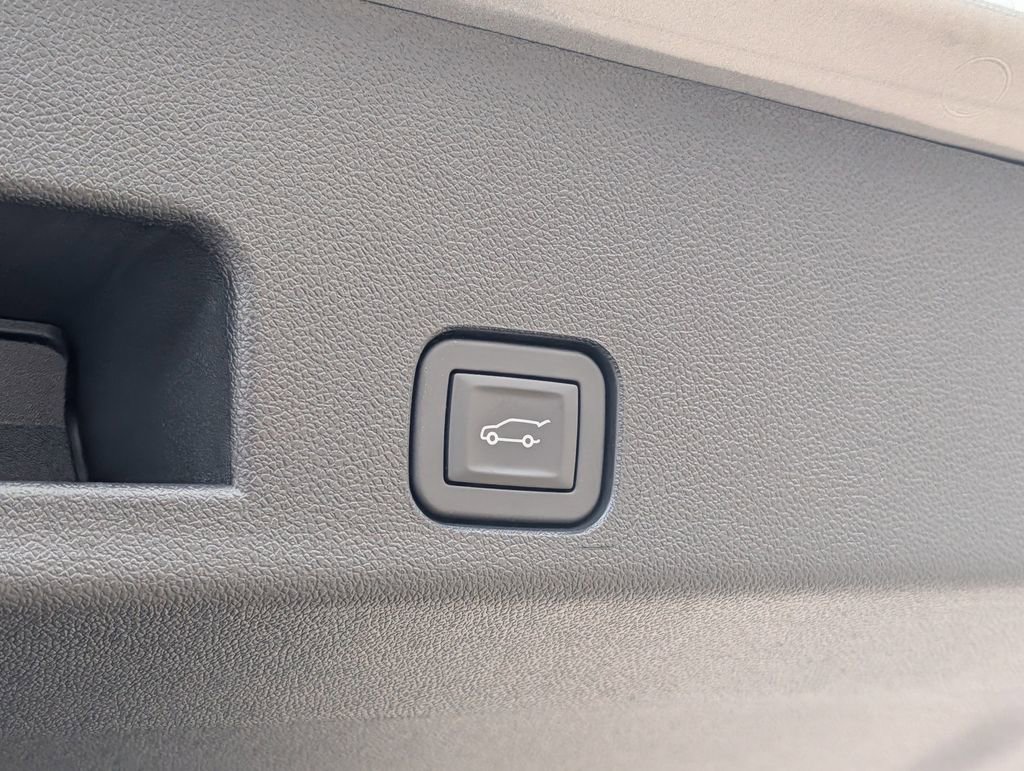 New 2026 GMC Acadia Elevation w/ Super Cruise Package image 25