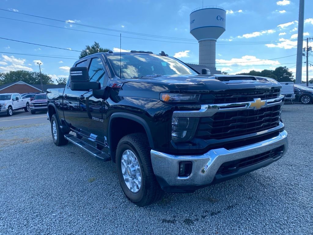 Used 2024 Chevrolet Silverado 2500 LT