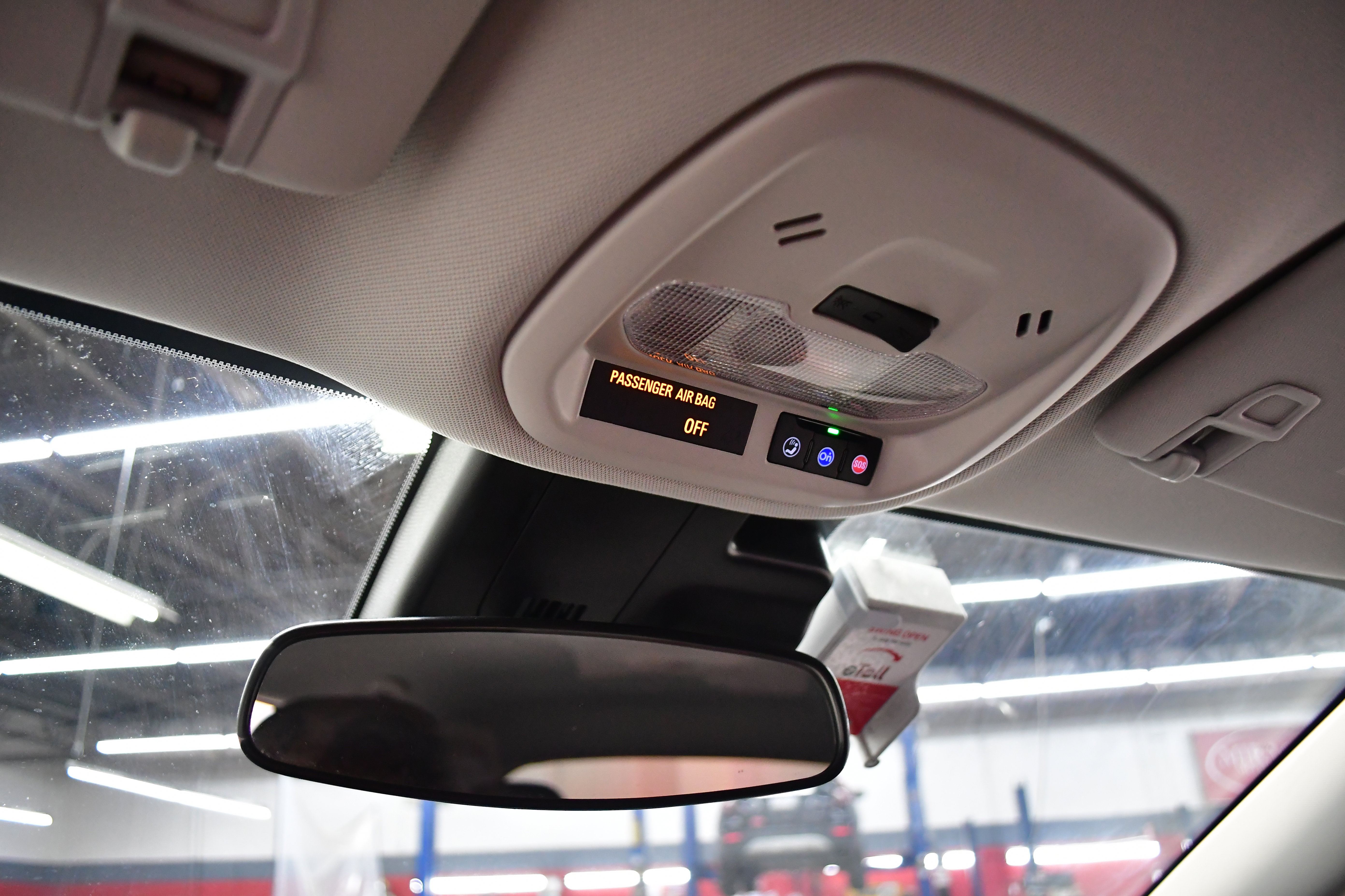 Used 2025 Chevrolet Trax LT w/ LT Convenience Package image 46