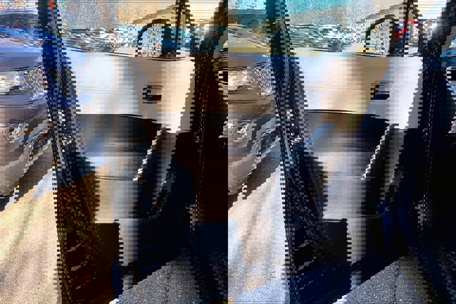 Certified 2023 Toyota Corolla Cross L image 20