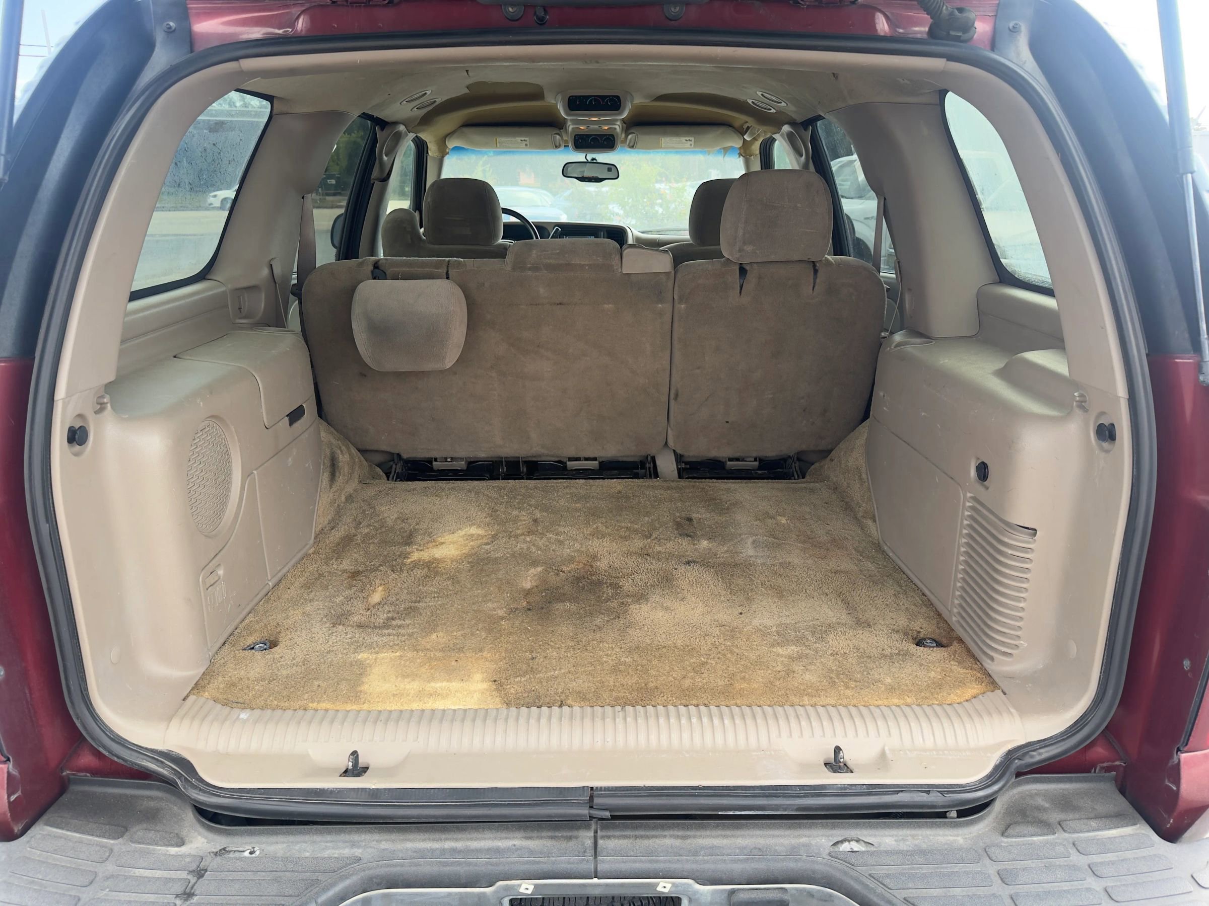 Used 2003 Chevrolet Tahoe LS image 10