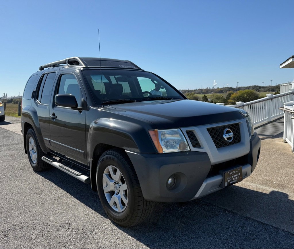Used 2010 Nissan Xterra SE image 3