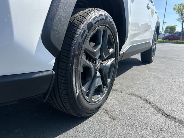 Used 2024 Toyota RAV4 Adventure image 12