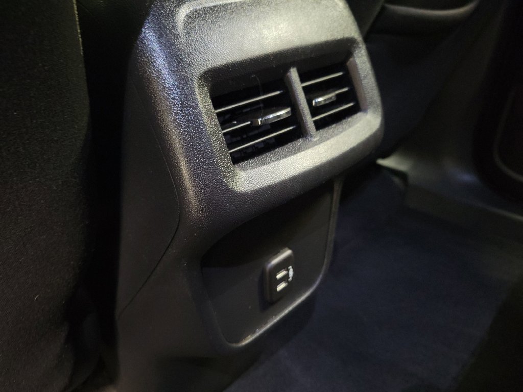 Used 2020 Chevrolet Equinox LT FWD image 30