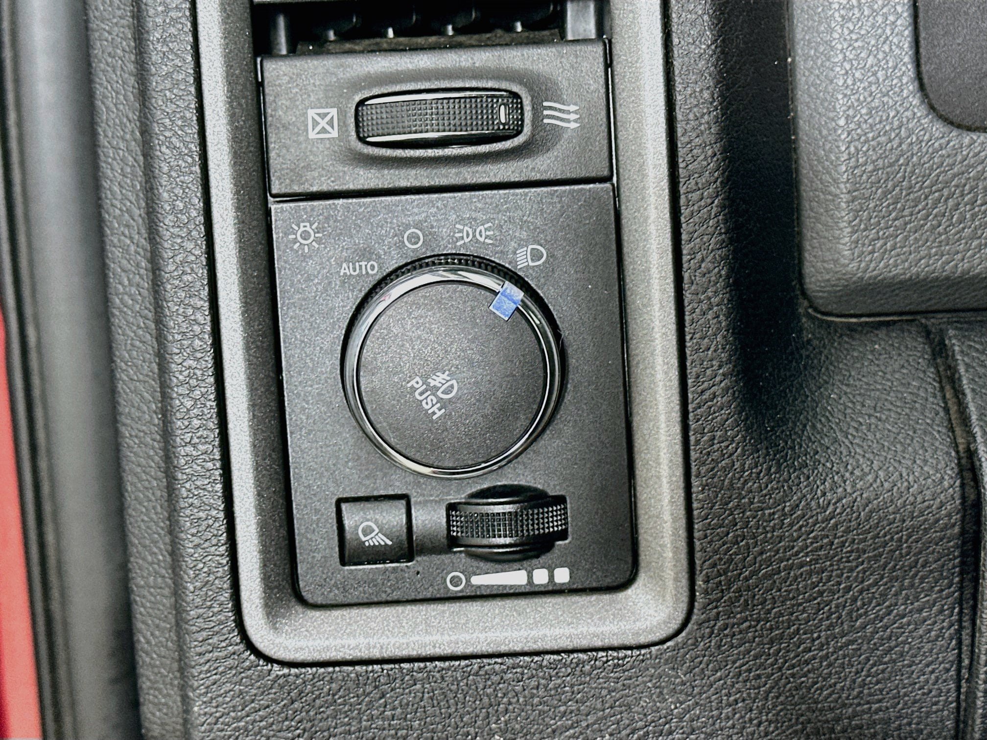 Used 2014 RAM 1500 Express AWD/4WD image 10