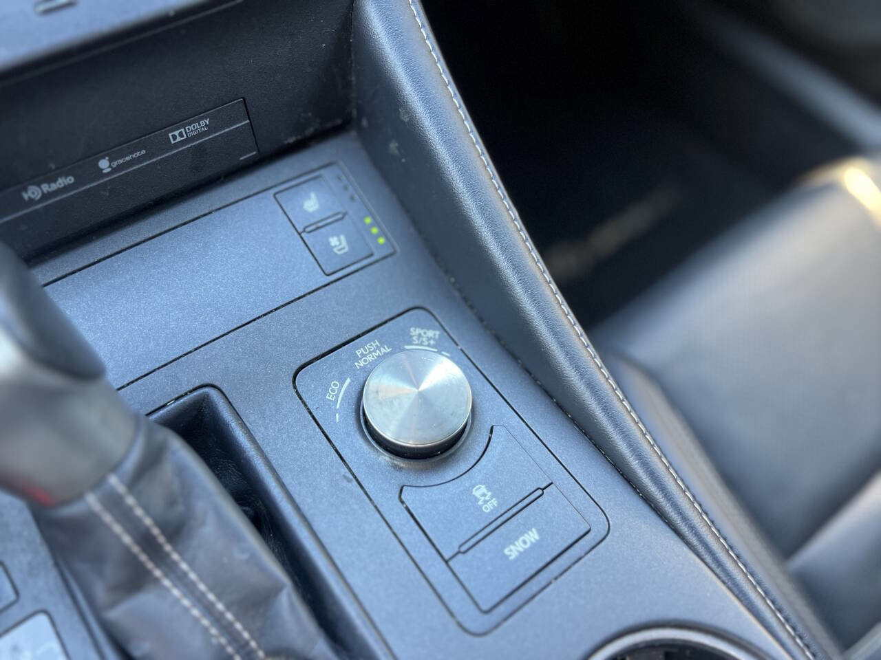 Used 2016 Lexus RC 200t image 29