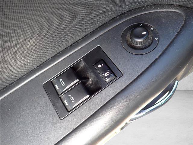 Used 2013 Dodge Challenger R/T RWD image 10