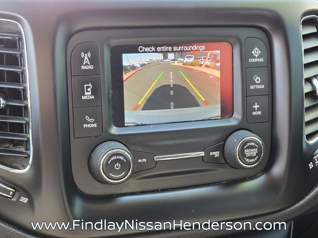 Used 2018 Jeep Compass Sport AWD/4WD image 27