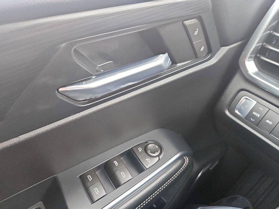 New 2026 GMC Acadia Elevation image 22