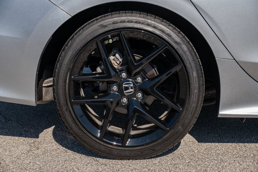 Used 2025 Honda Civic Sport image 9