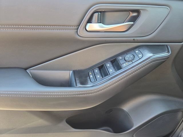 New 2026 Nissan Rogue Dark Armor FWD image 20