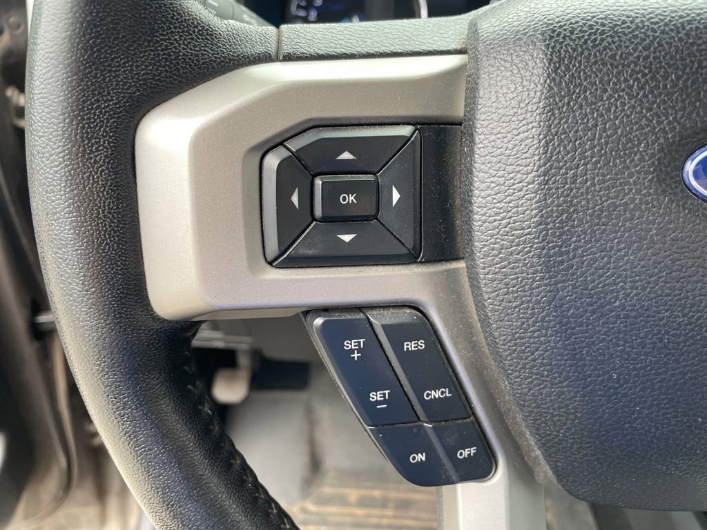 Used 2019 Ford F250 Lariat w/ Lariat Value Package AWD/4WD image 16