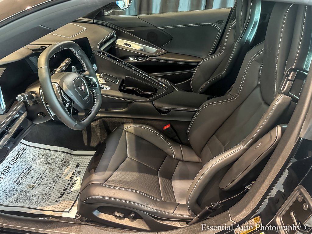 Used 2024 Chevrolet Corvette Stingray Coupe w/ Z51 Performance Package image 14