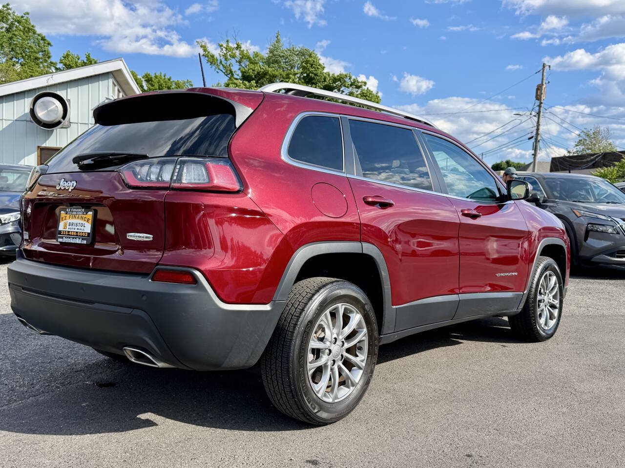 Used 2021 Jeep Cherokee Latitude Lux FWD image 7