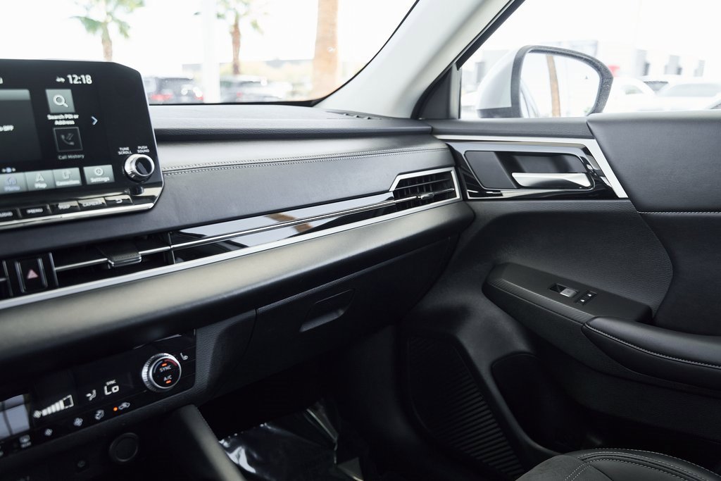 Used 2024 Mitsubishi Outlander SE image 50