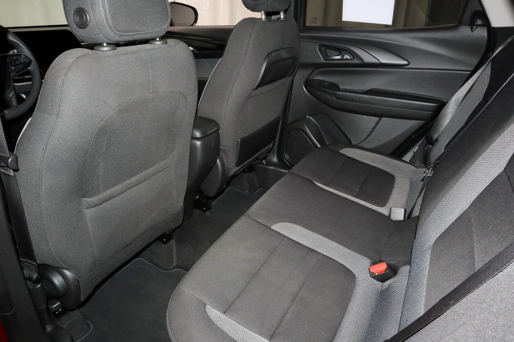 Used 2025 Chevrolet TrailBlazer LT AWD/4WD image 20