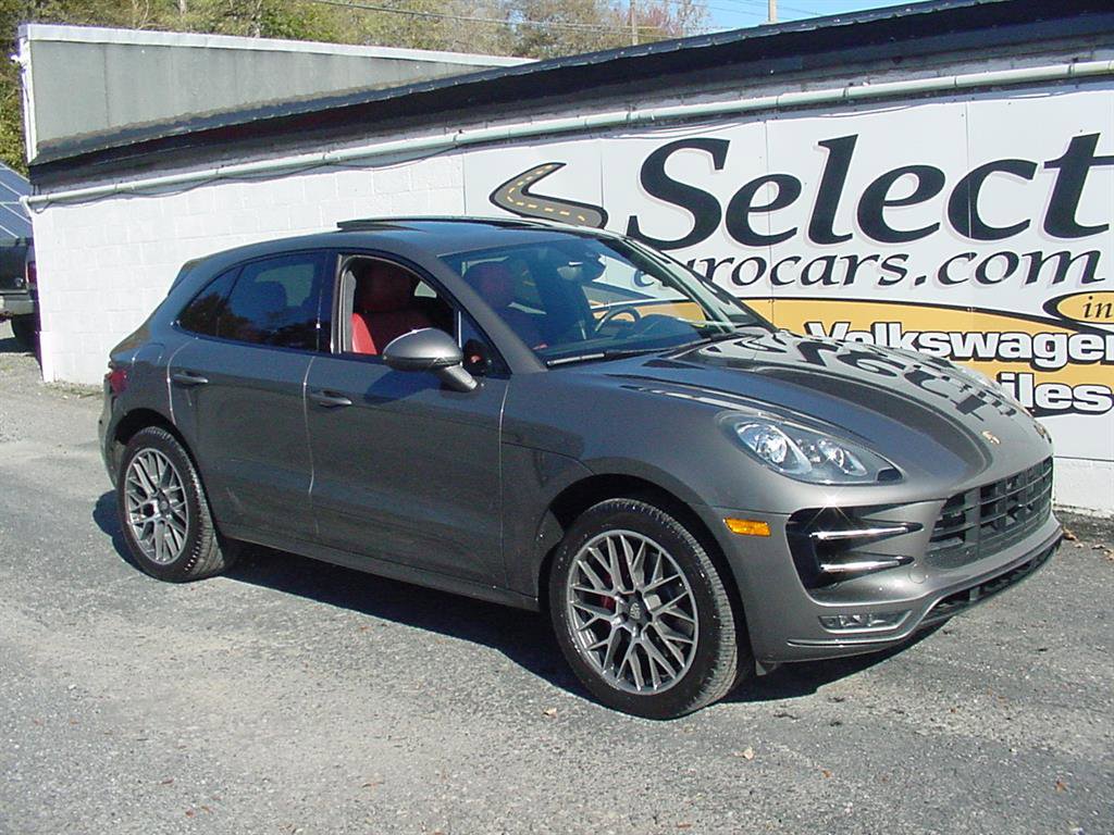 Used 2016 Porsche Macan Turbo image 2