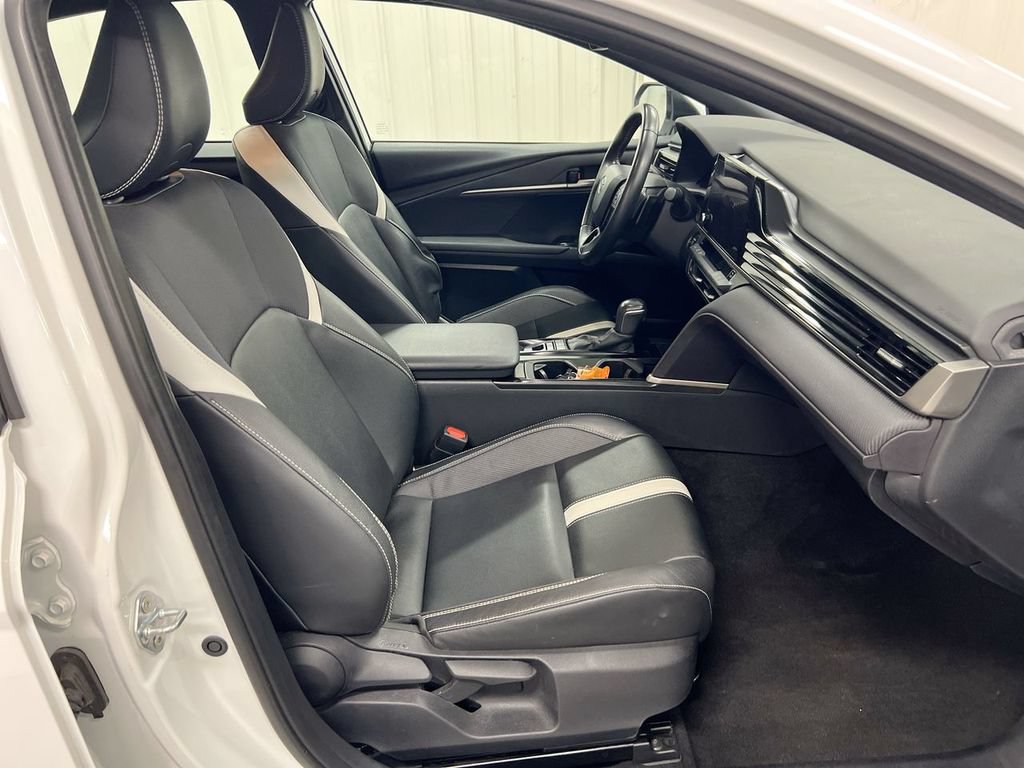 Used 2025 Toyota Camry SE FWD image 22