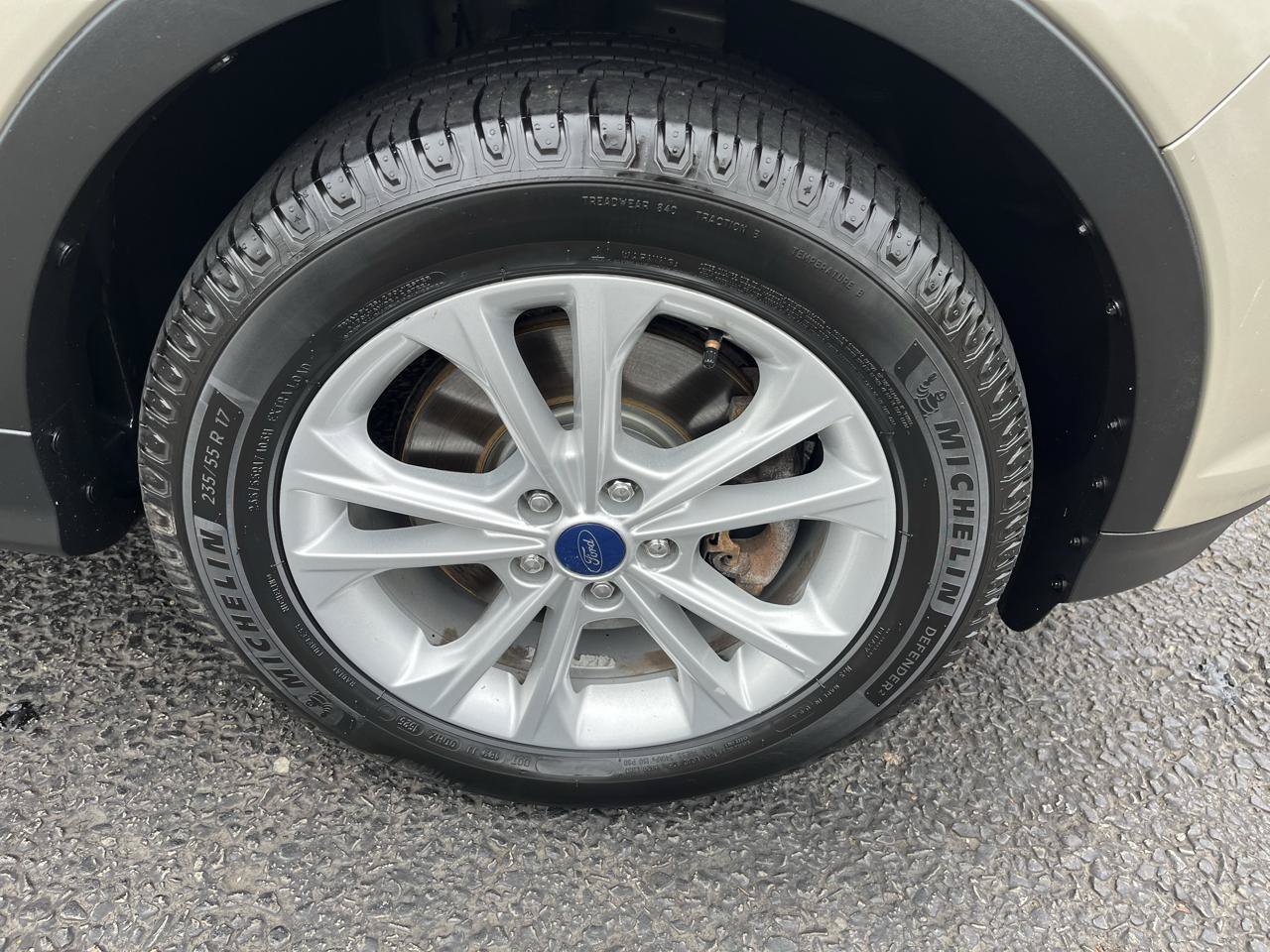 Used 2017 Ford Escape SE AWD/4WD image 11