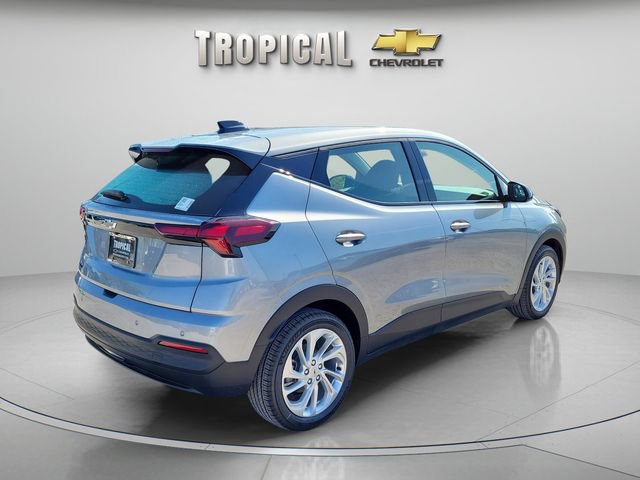 New 2027 Chevrolet Bolt LT w/ Comfort Package FWD image 3