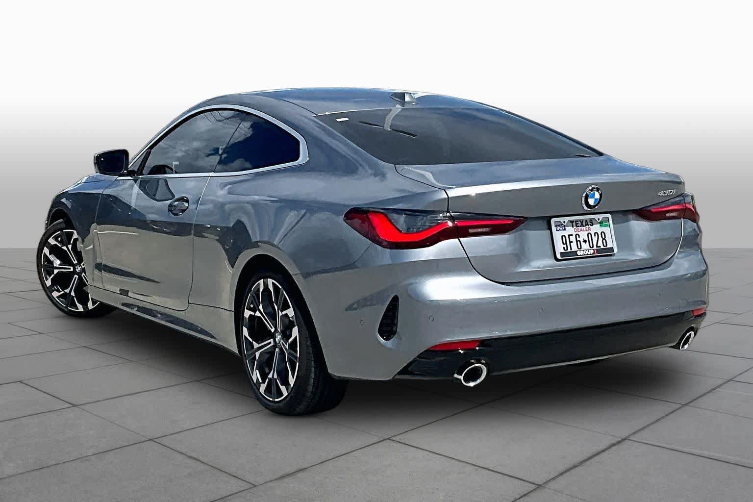 Used 2026 BMW 430i Coupe w/ Parking Assistance Package RWD image 11
