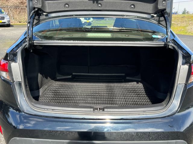 Used 2024 Toyota Corolla XLE image 16