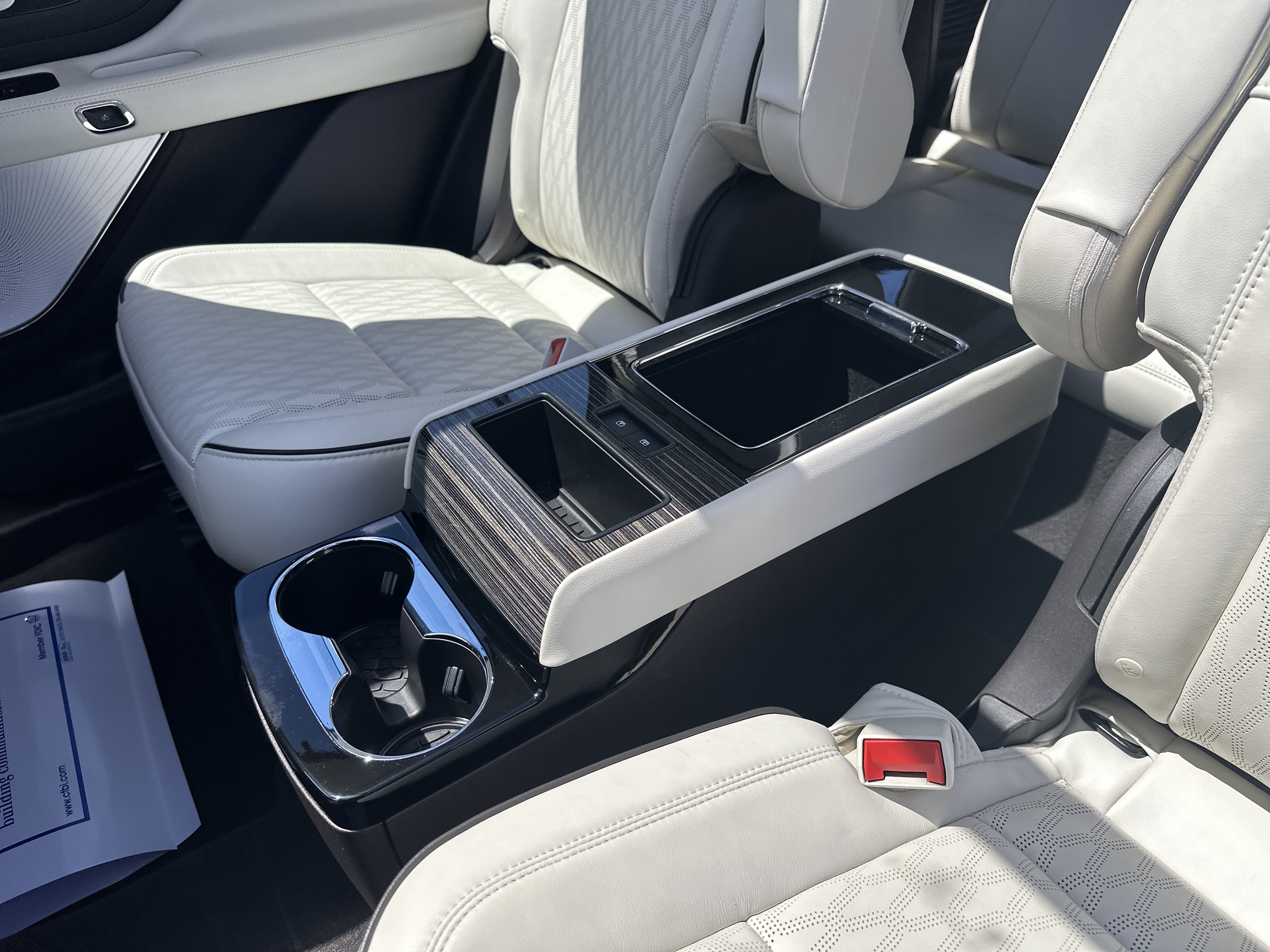 Used 2023 Lincoln Aviator Black Label Grand Touring AWD/4WD image 24