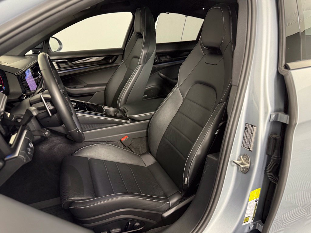 Certified 2024 Porsche Panamera 4 AWD/4WD image 5