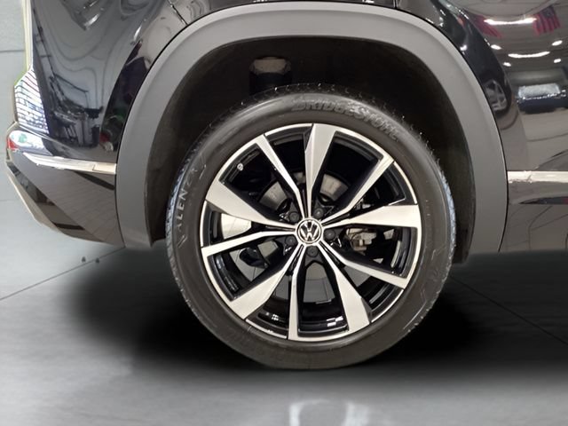 Certified 2026 Volkswagen Atlas Cross Sport SEL Premium R-Line w/ MDO Package AWD/4WD image 25