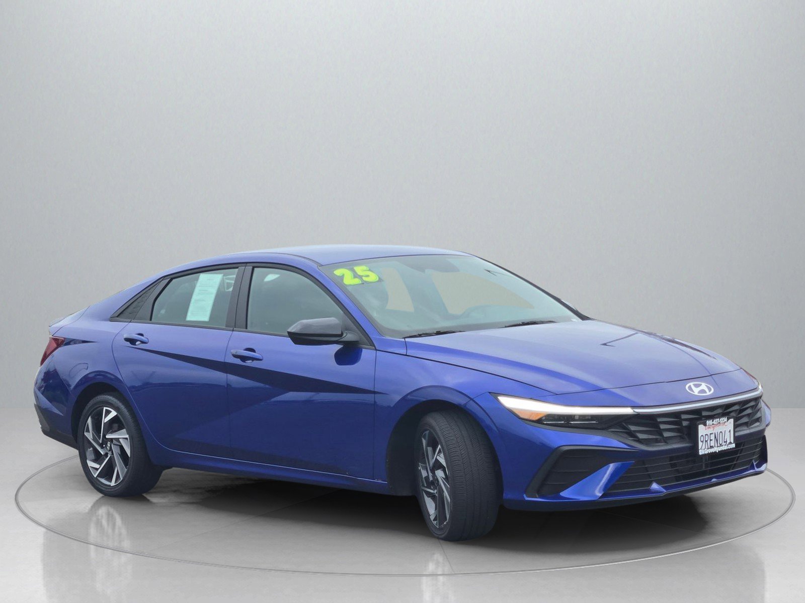 Used 2025 Hyundai Elantra SEL w/ Cargo Package image 10