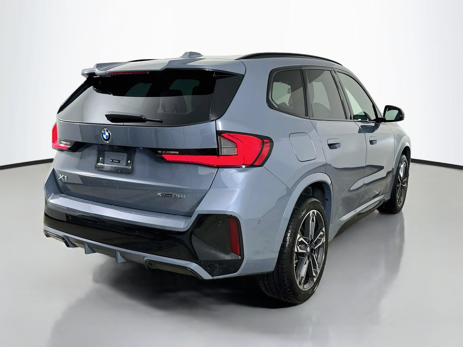 New 2027 BMW X1 xDrive28i AWD/4WD image 5