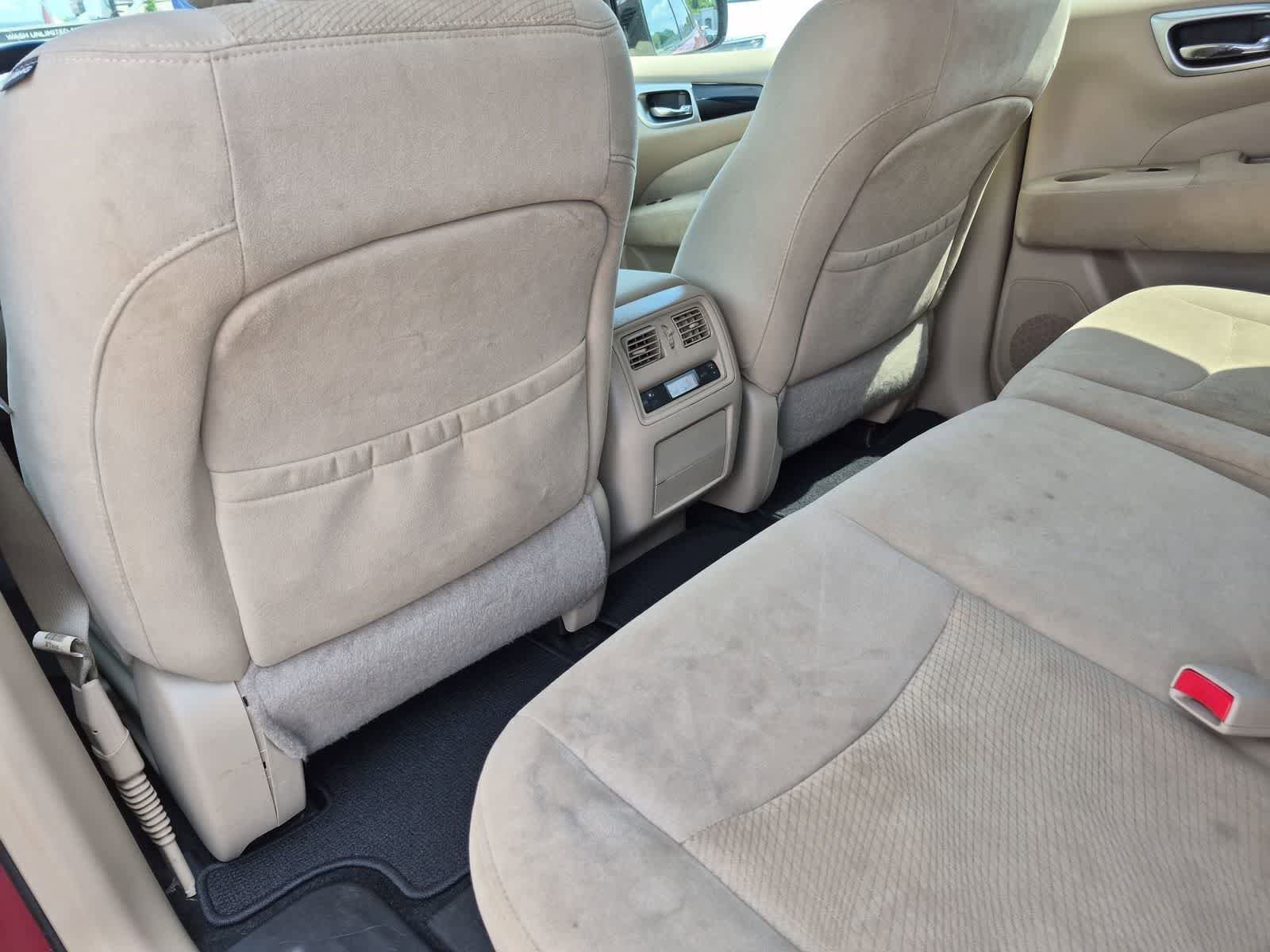 Used 2016 Nissan Pathfinder SV w/ Cargo Package FWD image 19