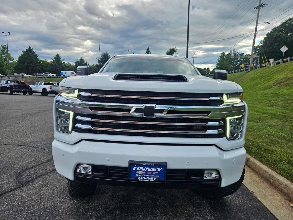 Used 2023 Chevrolet Silverado 3500 High Country w/ Z71 Off-Road Package AWD/4WD image 2