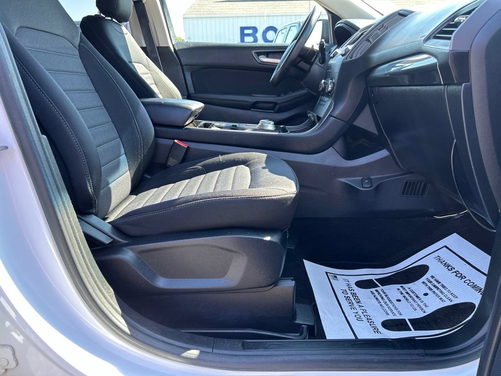 Used 2019 Ford Edge SE AWD/4WD image 46