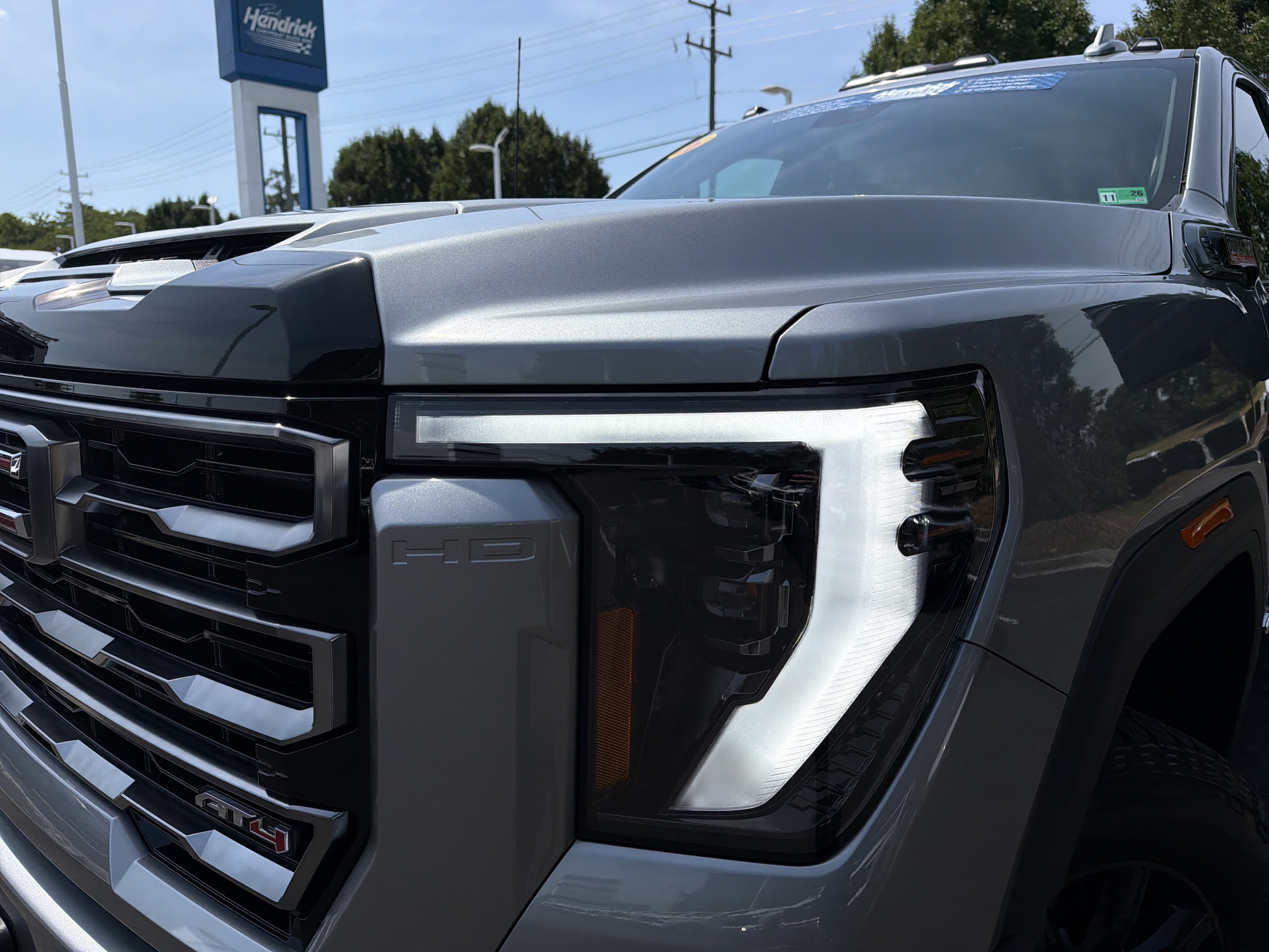 Used 2026 GMC Sierra 2500 AT4 w/ AT4 Premium Plus Package AWD/4WD image 6